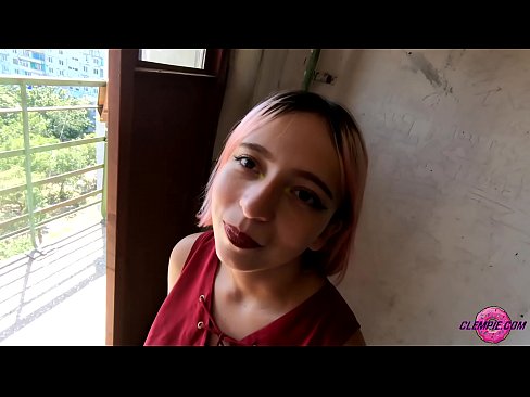 ❤️ Ikasle sentsuak arrotz bat zurrupatzen du kanpoaldean - Cum On His Face ❤ Porno %eu.heatpumpcenter.topan ❌